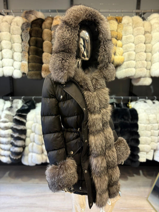 Jacheta de iarna cu guler din blana de vulpe