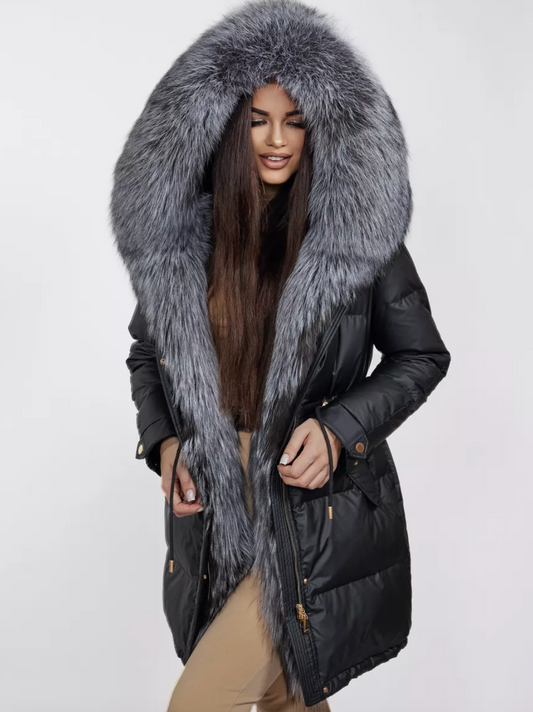 Geaca pufoasa de iarna cu guler din vulpe argintie KALINKA FURS