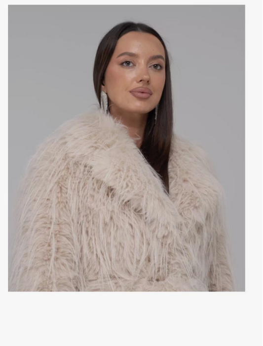 Blana ecologica din pene de strut. Culoare crem KALINKA FURS