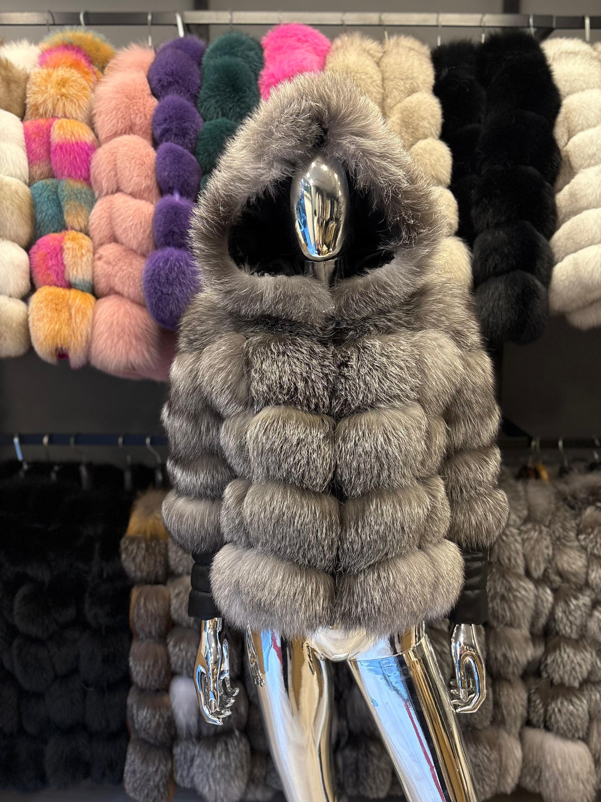 Aurora Blana naturala de vulpe