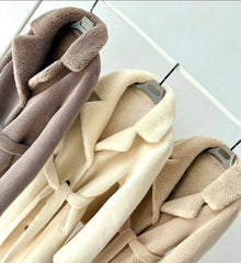 Teddy Coat Waist Brown. Teddy Coat calduros din blana naturala de oaie. KALINKA FURS
