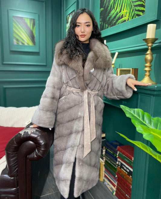 Natural Mink Fur Coat with Sable Collar. Haina din blana naturala de vizon cu zibelina. KALINKA FURS